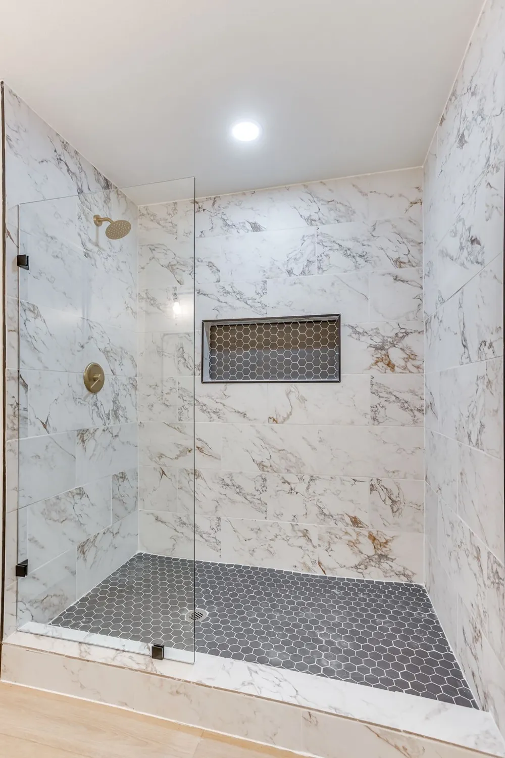 106 Sidney Drive Glenn Heights, TX 75154