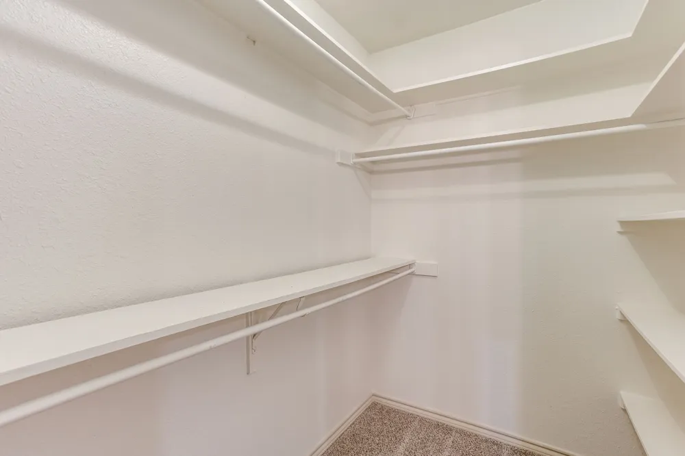 106 Sidney Drive Glenn Heights, TX 75154