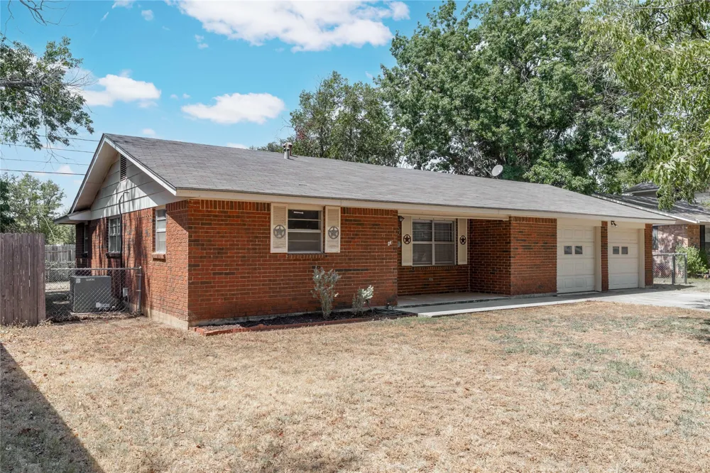 2103 16th Street Brownwood, TX 76801