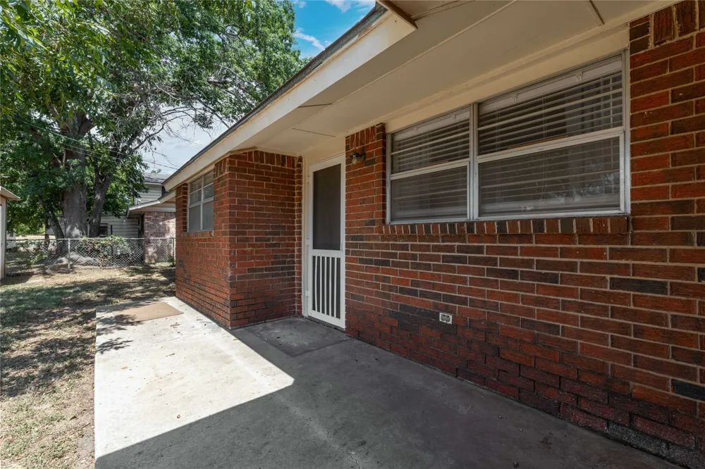 2103 16th Street Brownwood, TX 76801