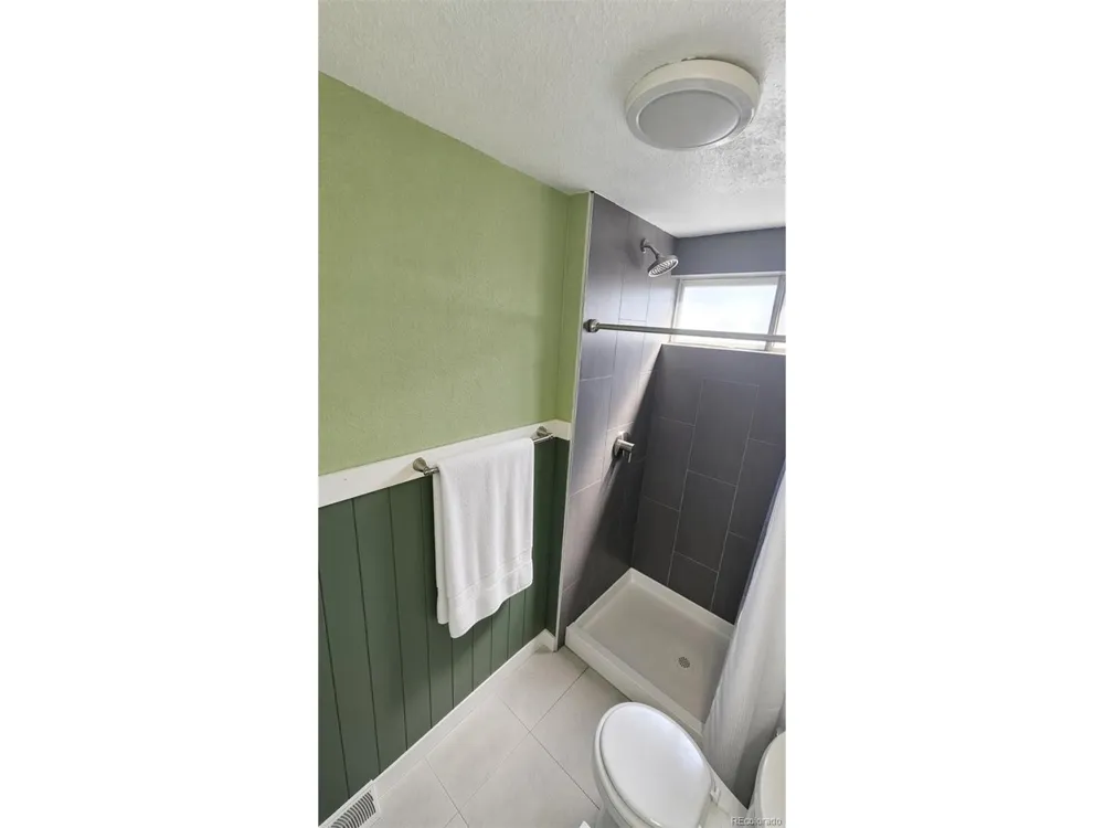 3725 S Granby Way Aurora, CO 80014