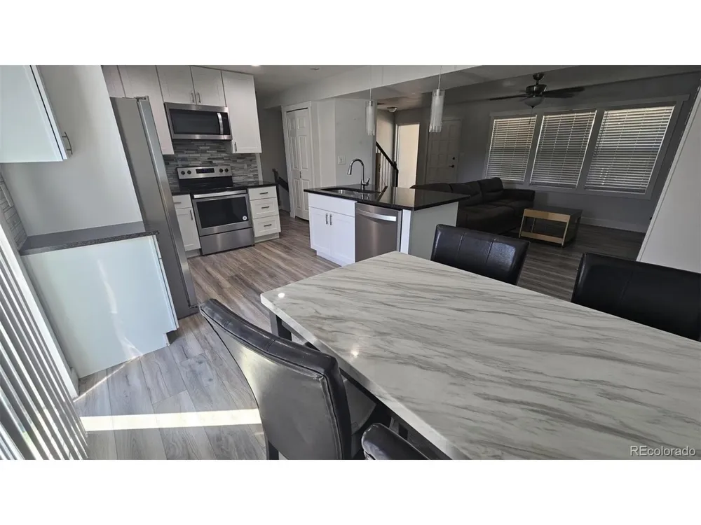3725 S Granby Way Aurora, CO 80014