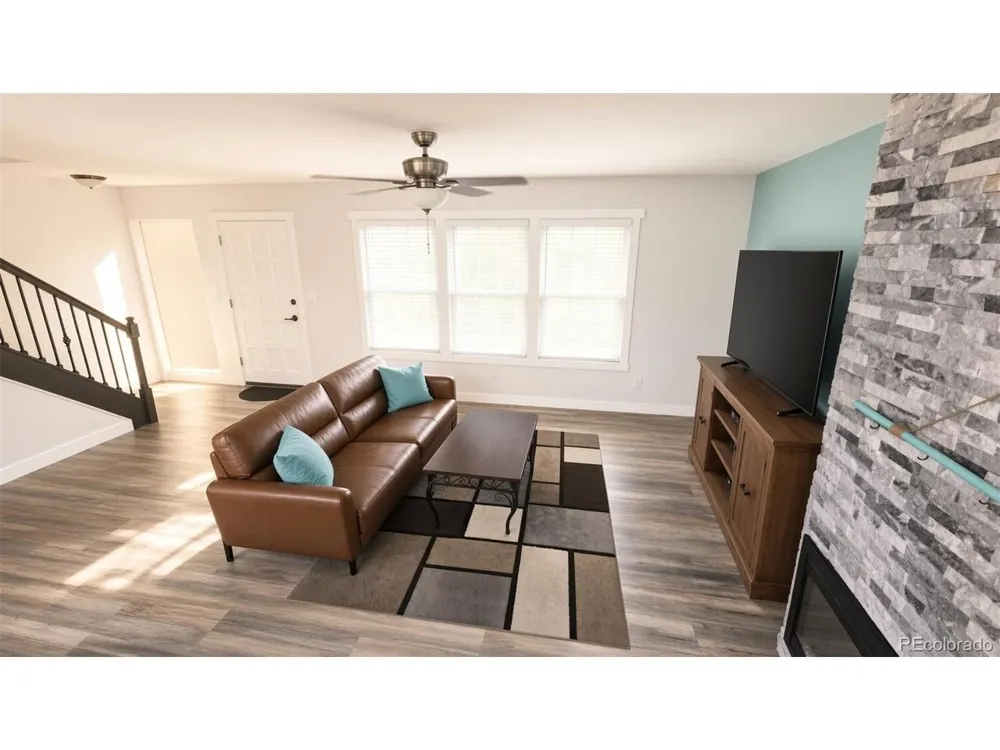 3725 S Granby Way Aurora, CO 80014