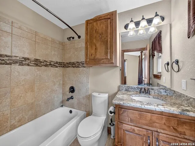 911 STONEY RIDGE RD Bulverde, TX 78163