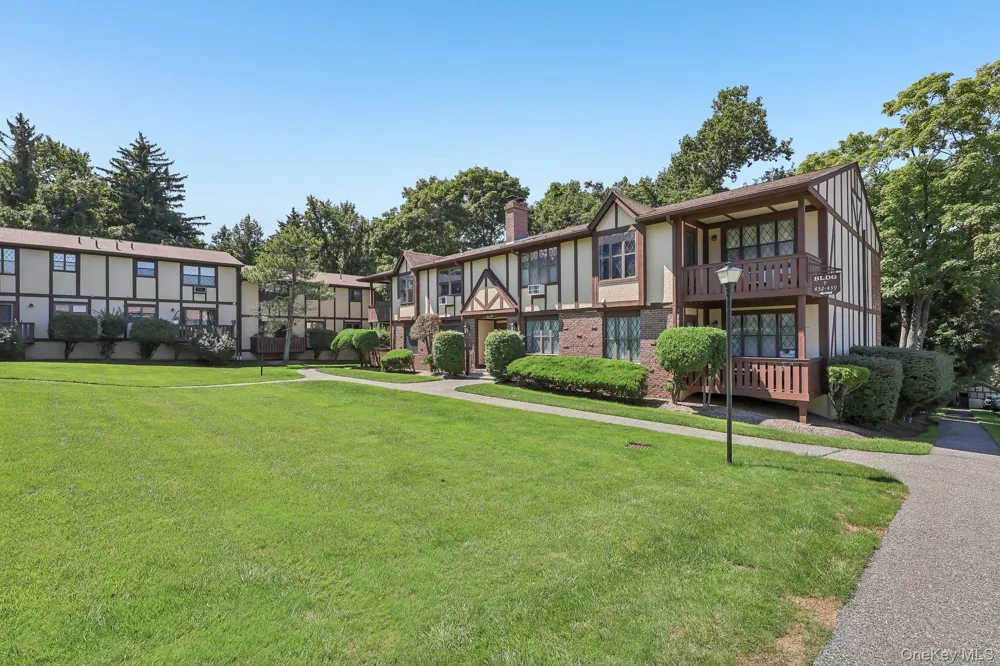 433 Sierra Vista Lane Valley Cottage, NY 10989