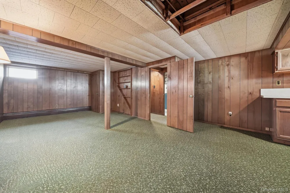 7 Crown Street Hicksville, NY 11801
