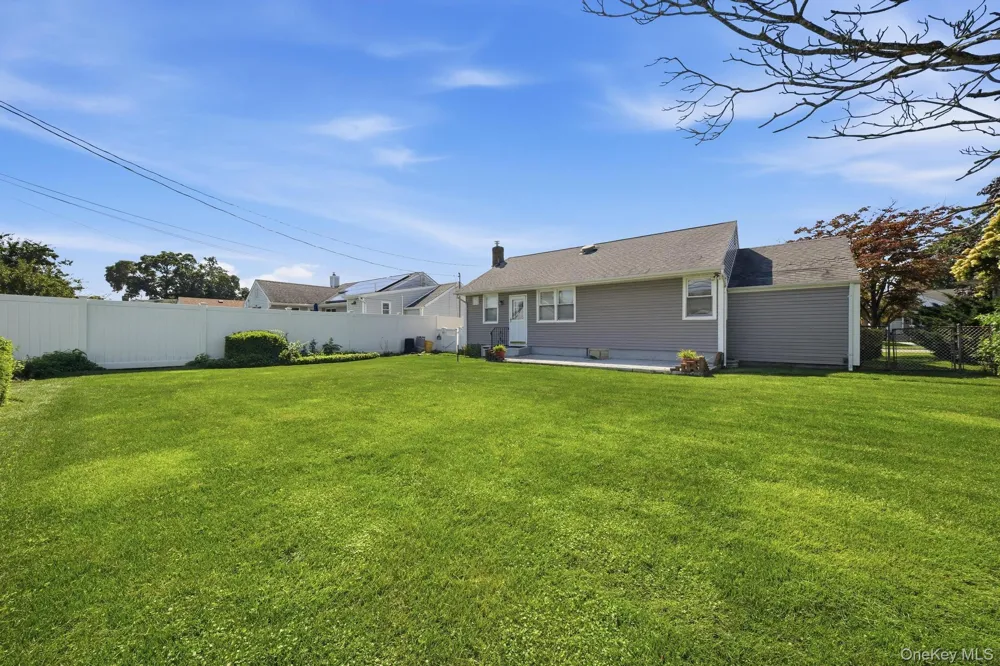 7 Crown Street Hicksville, NY 11801