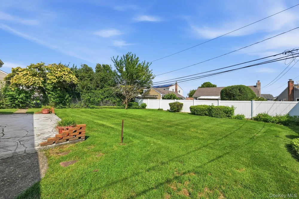7 Crown Street Hicksville, NY 11801