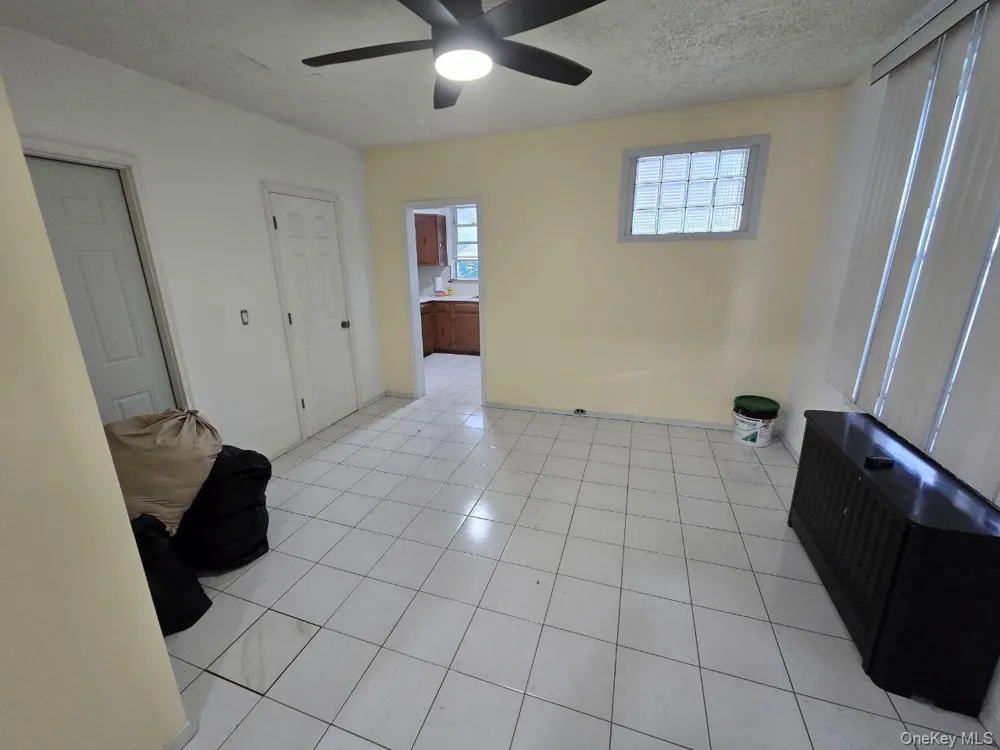 3175 Layton Avenue Bronx, NY 10465
