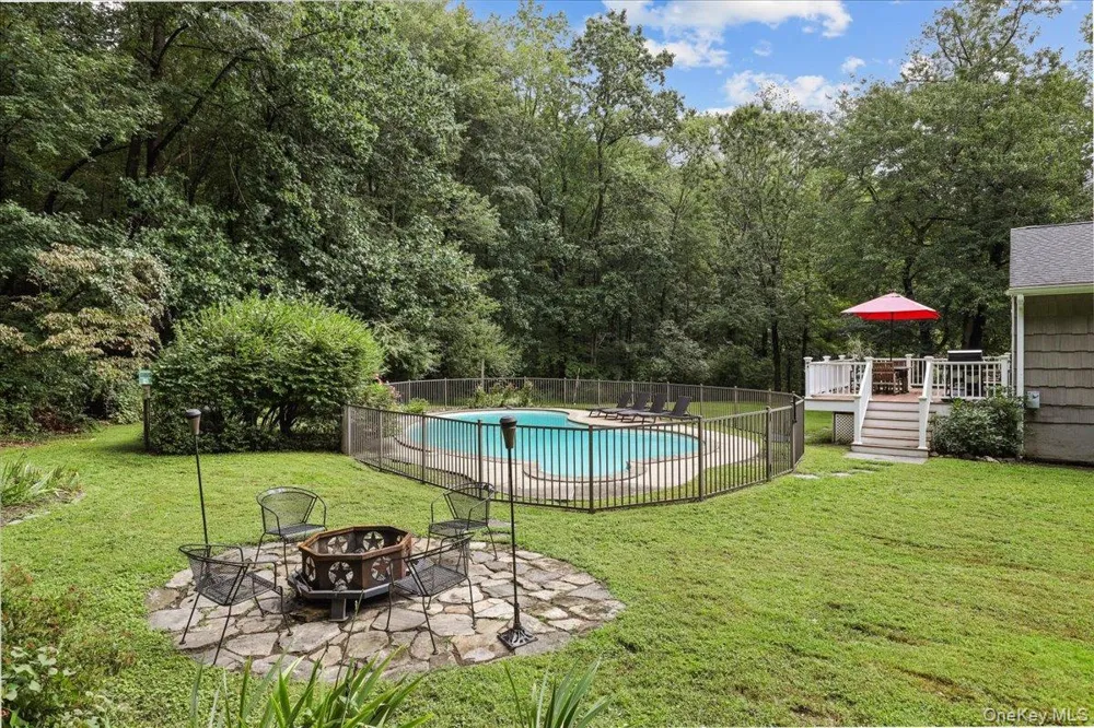 149 Brook Farm Road E Bedford, NY 10576