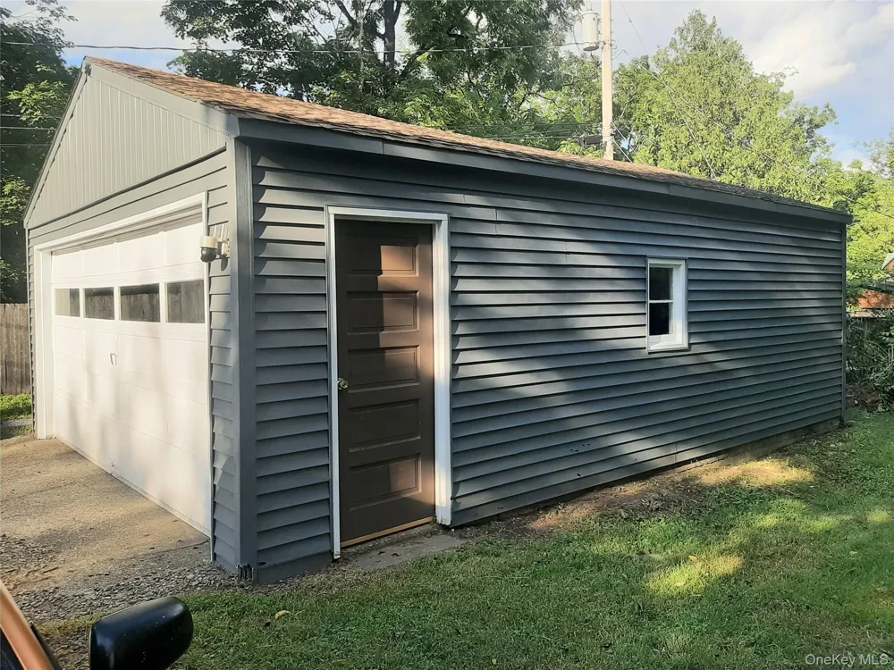 46 Old Post Road Staatsburg, NY 12580