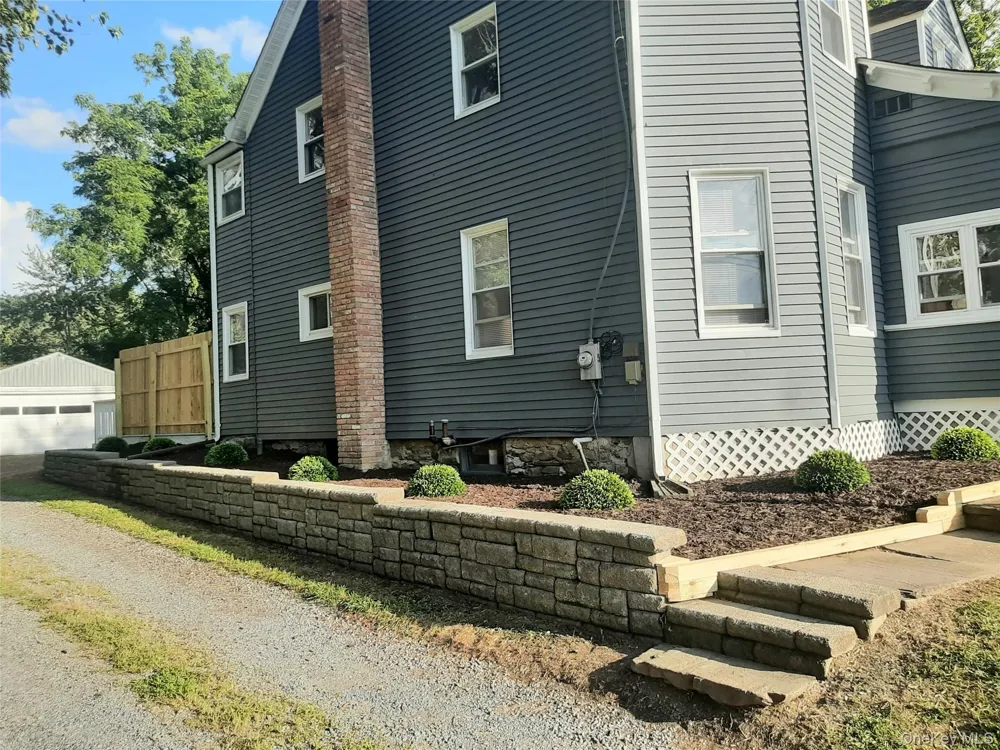 46 Old Post Road Staatsburg, NY 12580