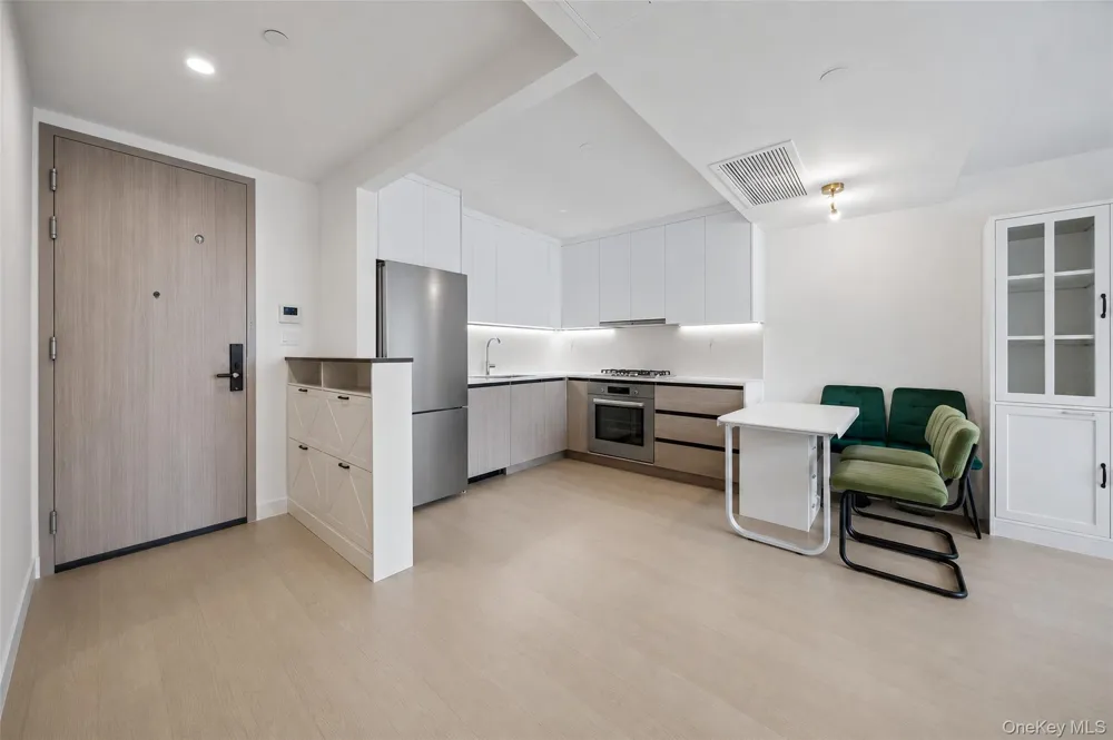14449 Northern Boulevard #608 Flushing, NY 11354