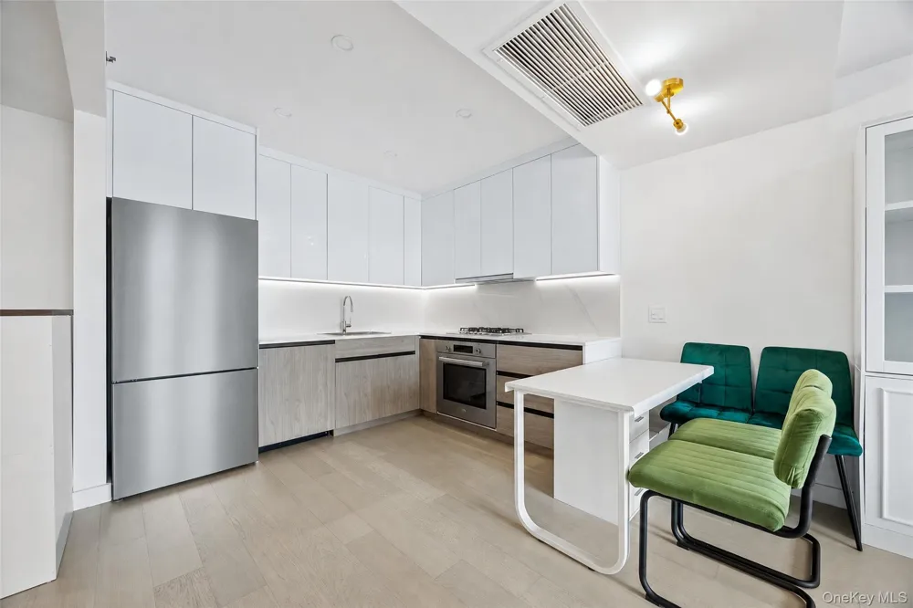 14449 Northern Boulevard #608 Flushing, NY 11354