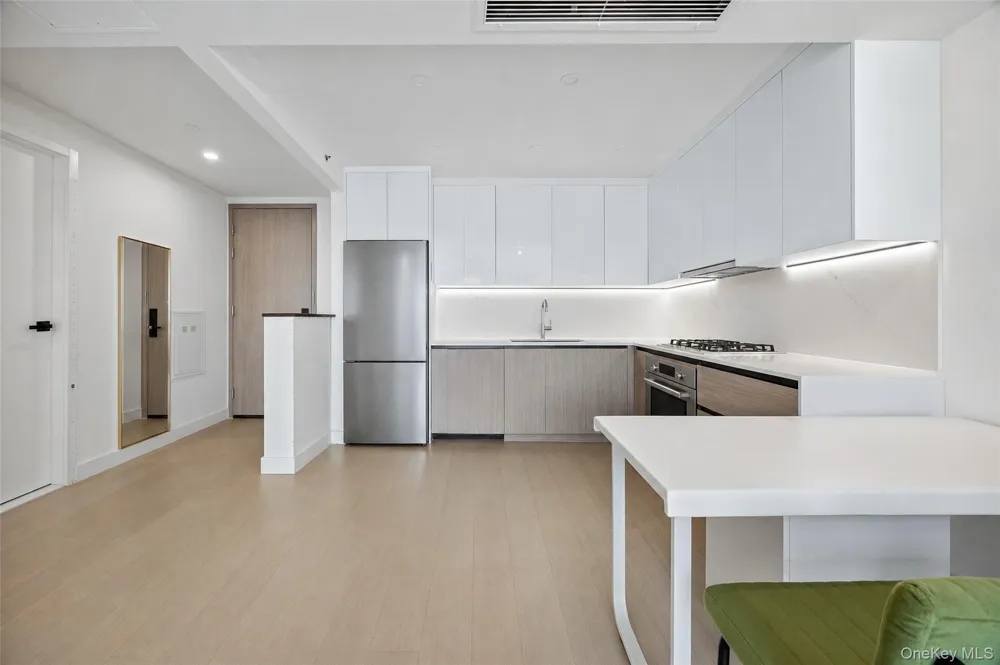 14449 Northern Boulevard #608 Flushing, NY 11354