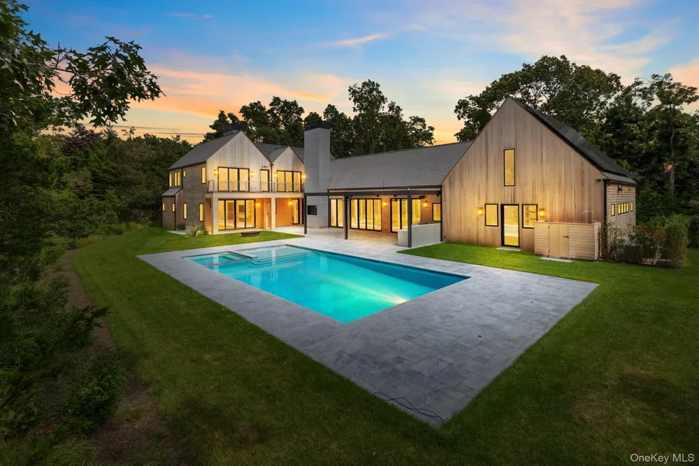 147 Old House Landing East Hampton, NY 11937