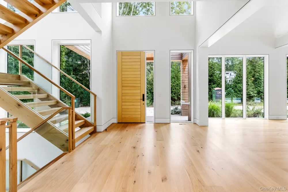 147 Old House Landing East Hampton, NY 11937