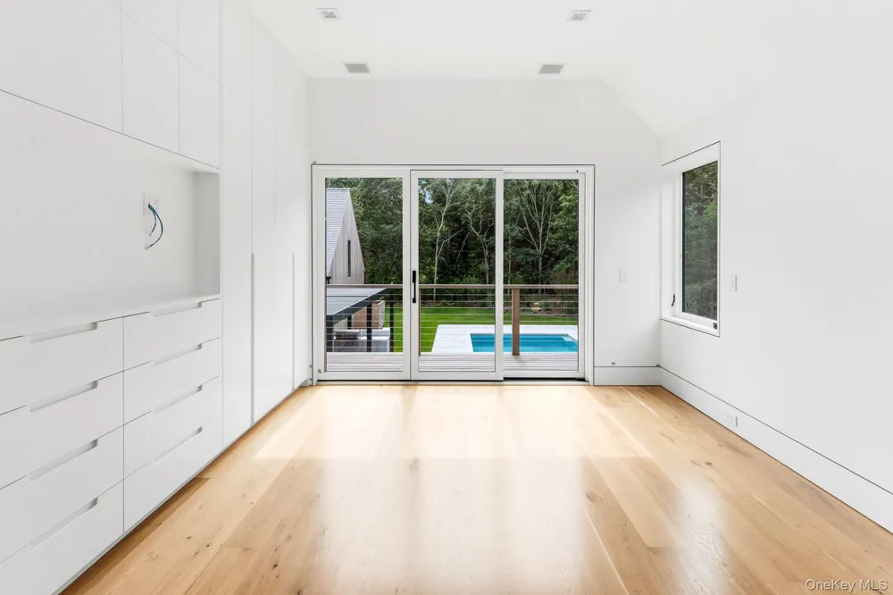 147 Old House Landing East Hampton, NY 11937
