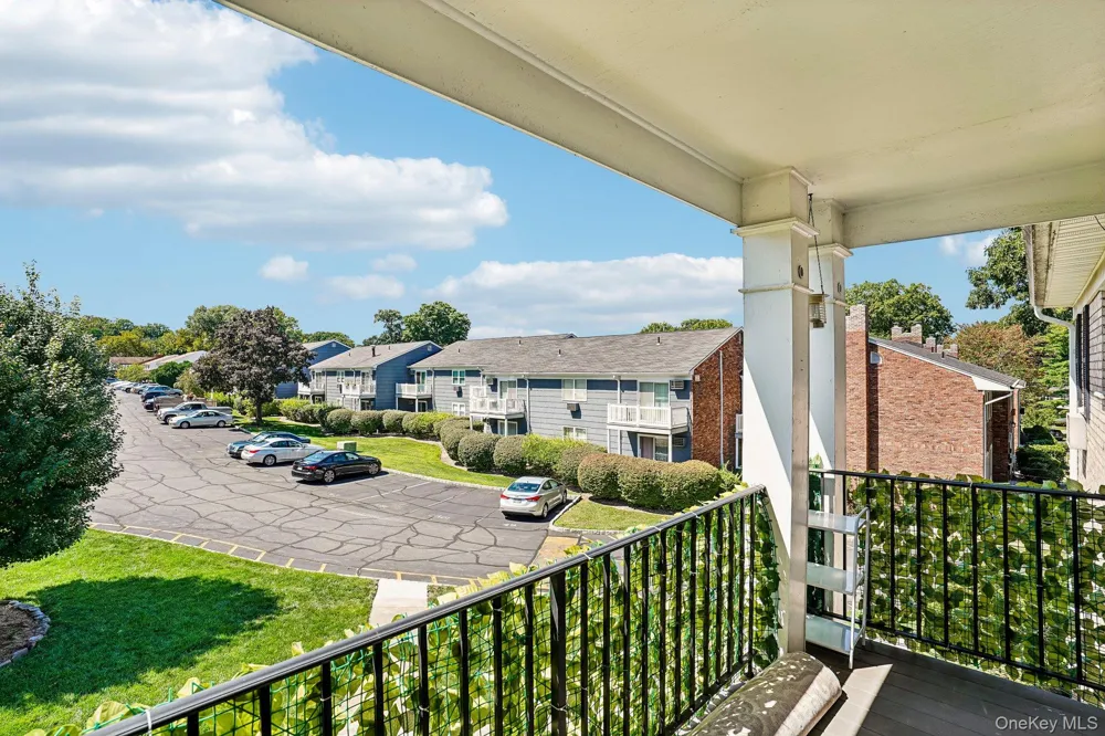 15 Doxbury Lane Suffern, NY 10901