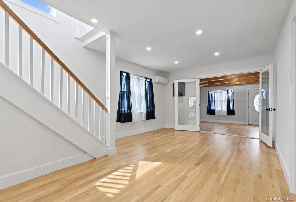 55 Alhambra Road Massapequa, NY 11758
