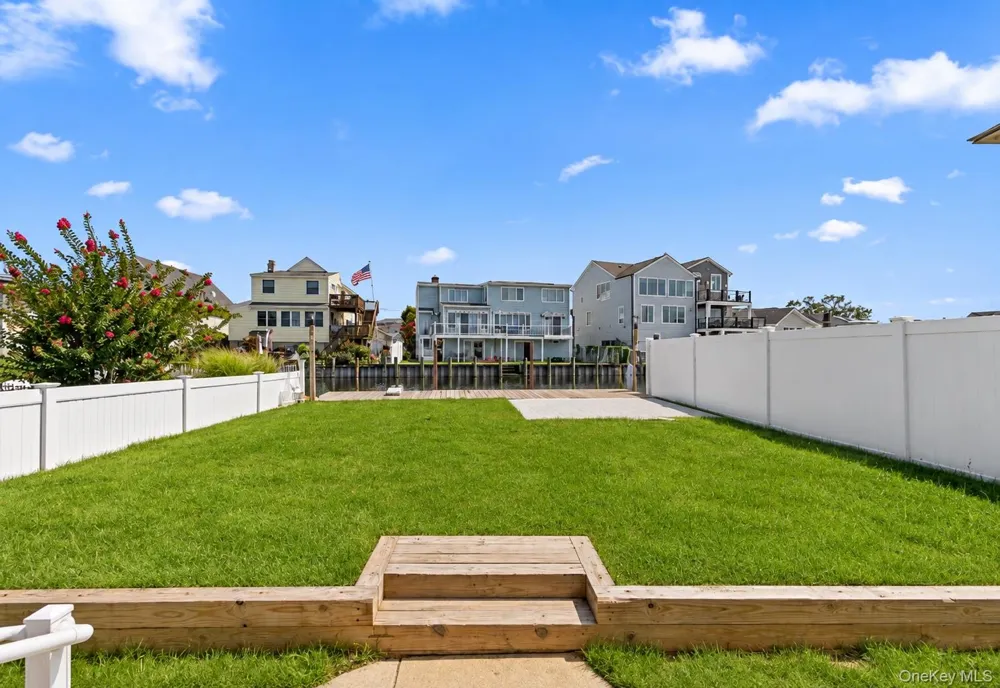 55 Alhambra Road Massapequa, NY 11758