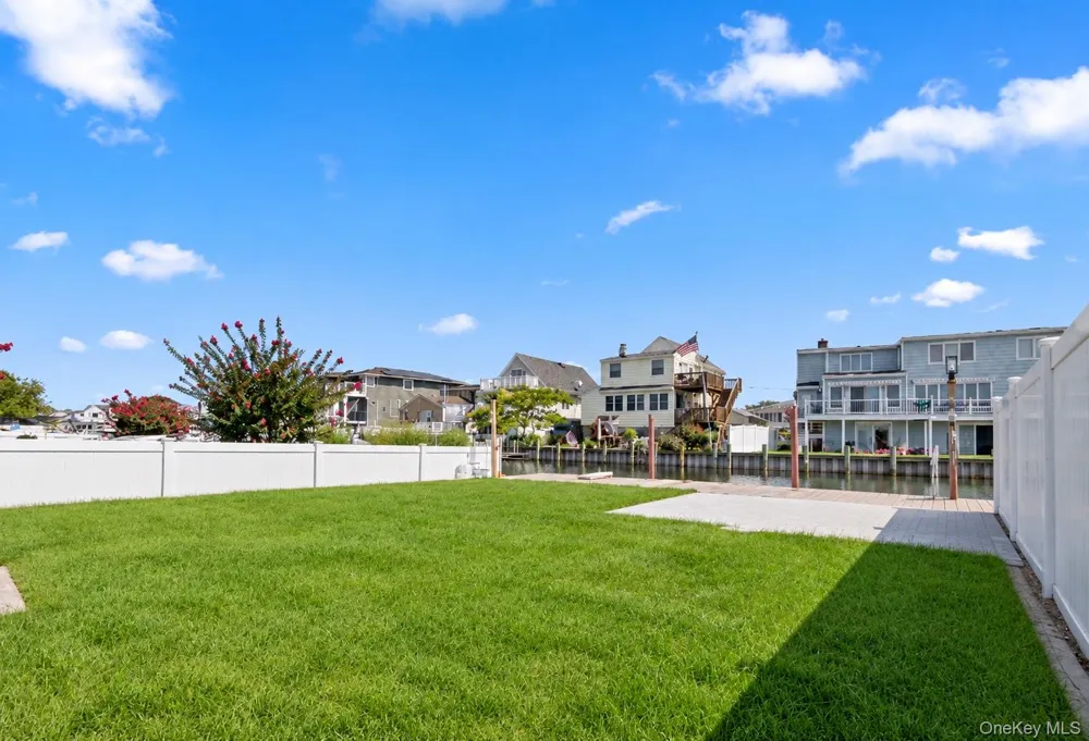 55 Alhambra Road Massapequa, NY 11758