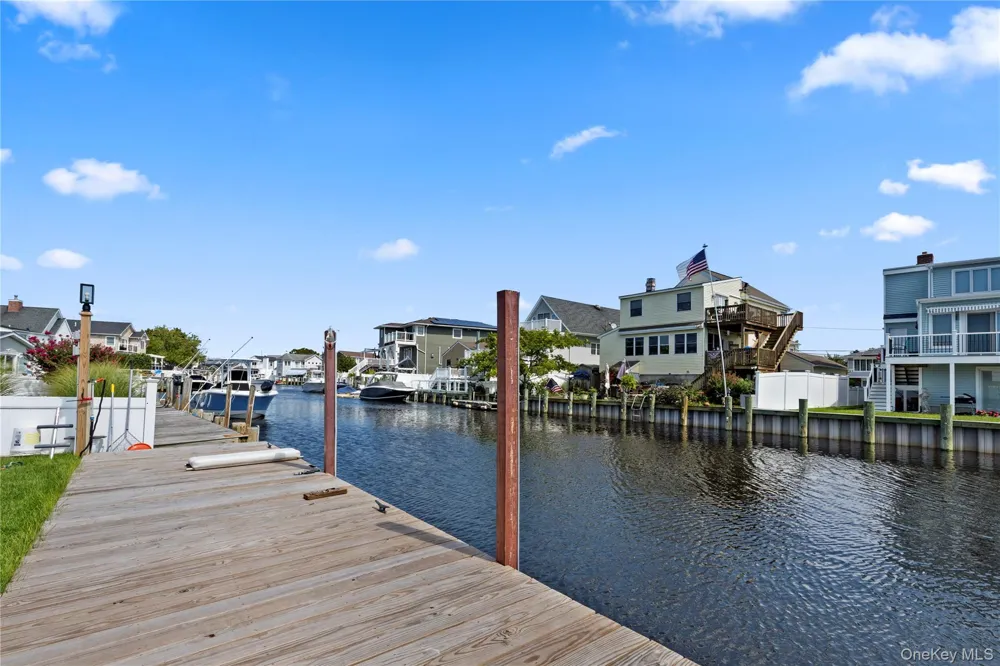 55 Alhambra Road Massapequa, NY 11758