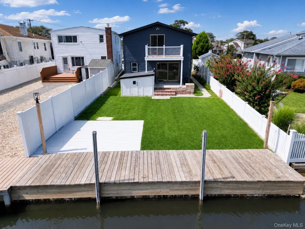 55 Alhambra Road Massapequa, NY 11758