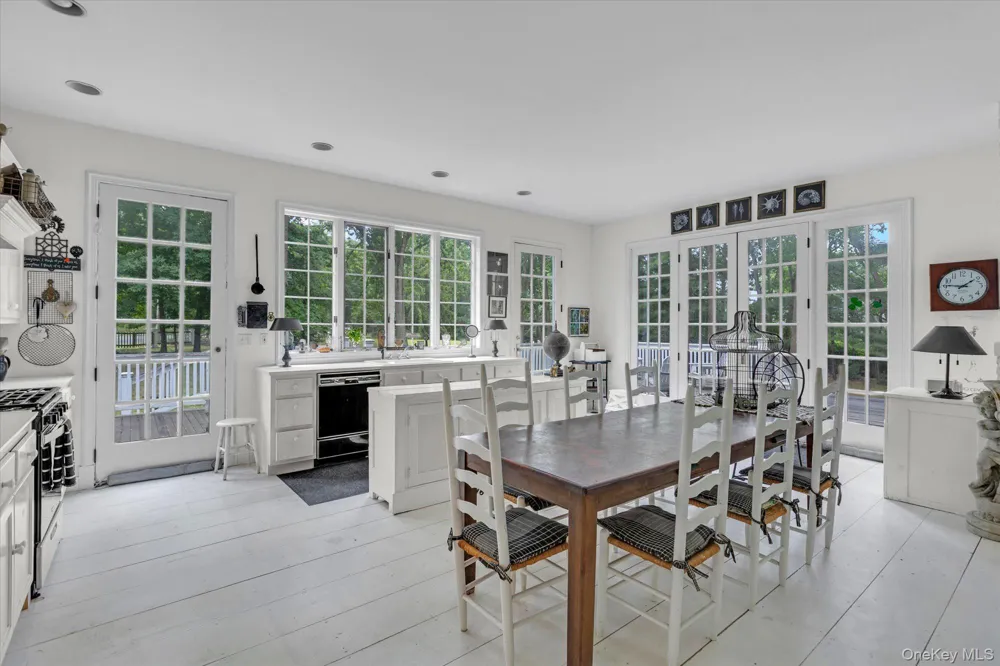 601 Water Mill Towd Road Southampton, NY 11968