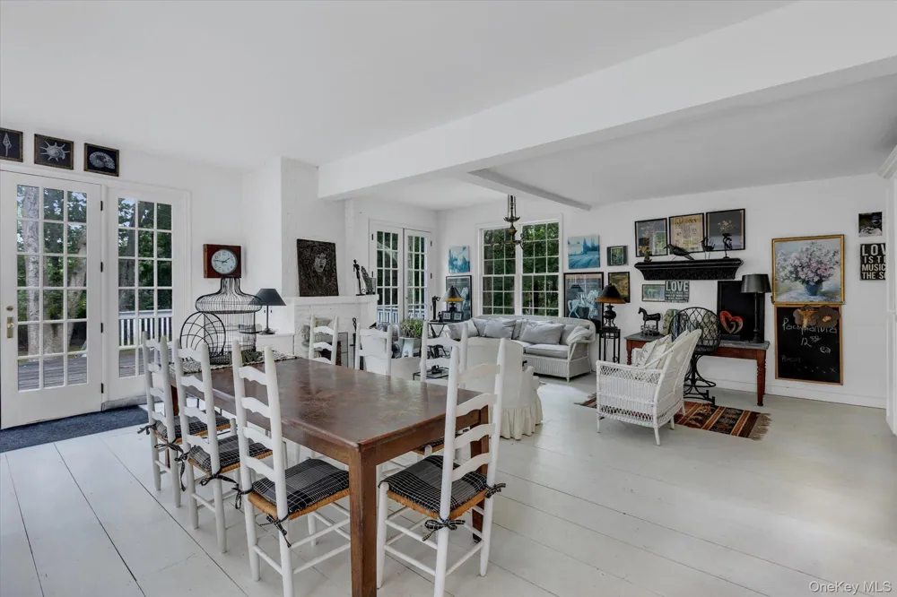 601 Water Mill Towd Road Southampton, NY 11968