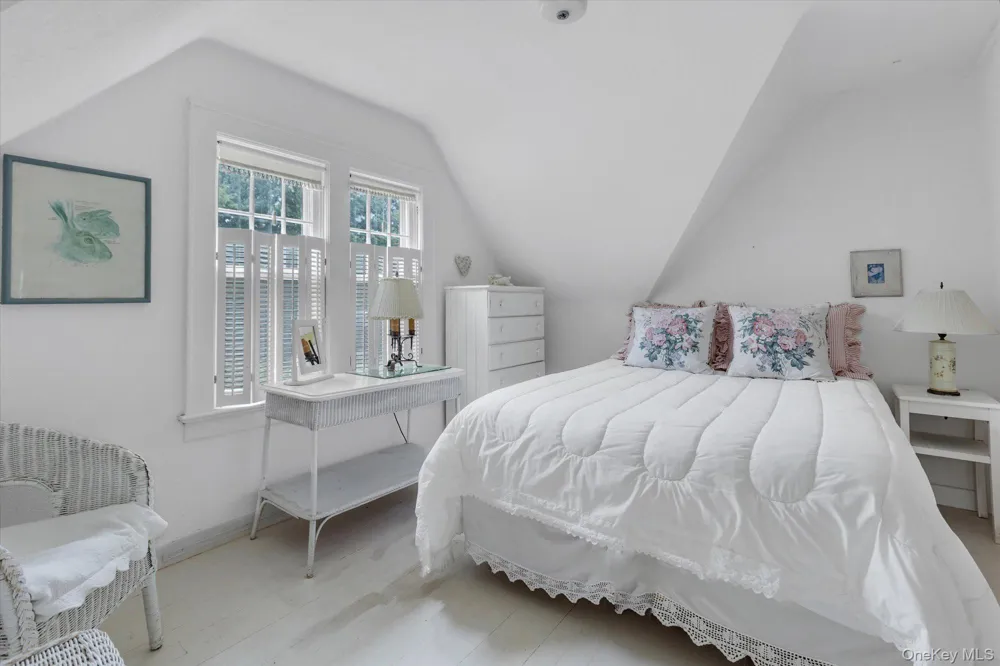 601 Water Mill Towd Road Southampton, NY 11968
