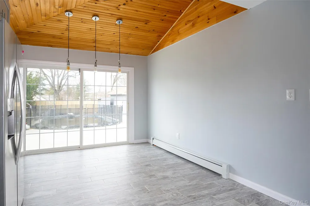 67 S Grand Avenue Poughkeepsie, NY 12603