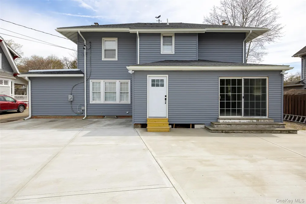 67 S Grand Avenue Poughkeepsie, NY 12603
