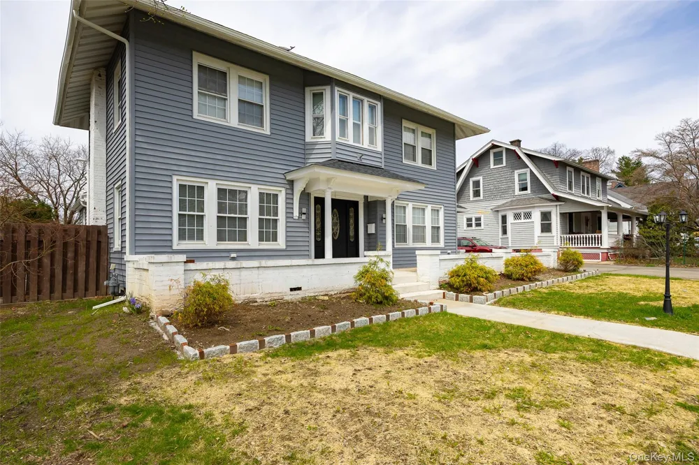 67 S Grand Avenue Poughkeepsie, NY 12603