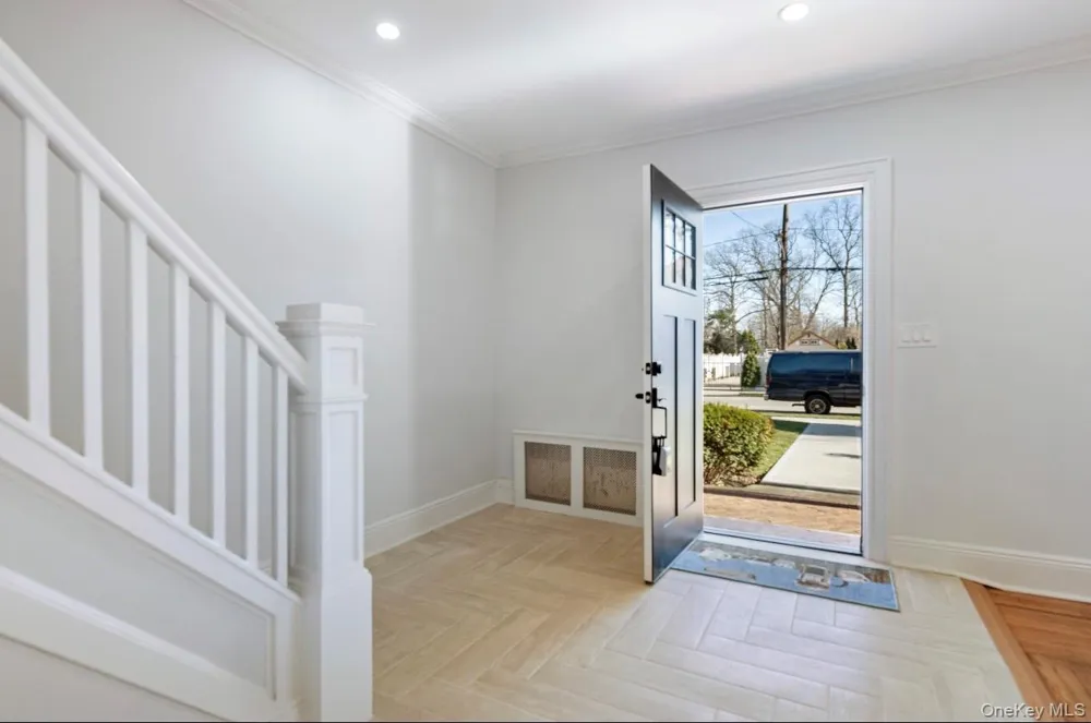 120 Lena Avenue Freeport, NY 11520
