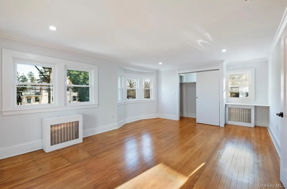 120 Lena Avenue Freeport, NY 11520