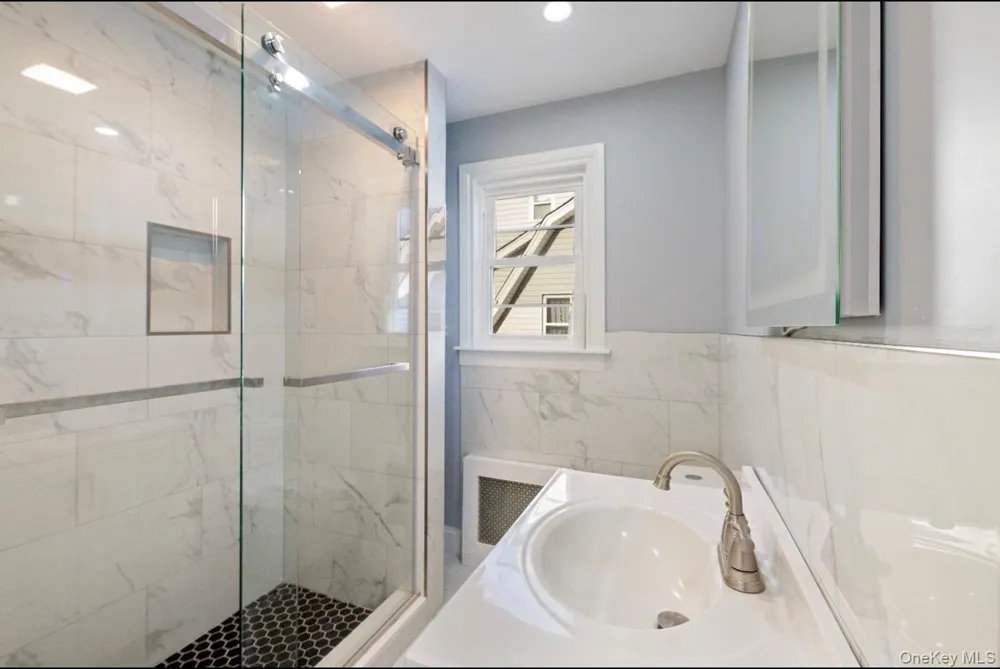 120 Lena Avenue Freeport, NY 11520