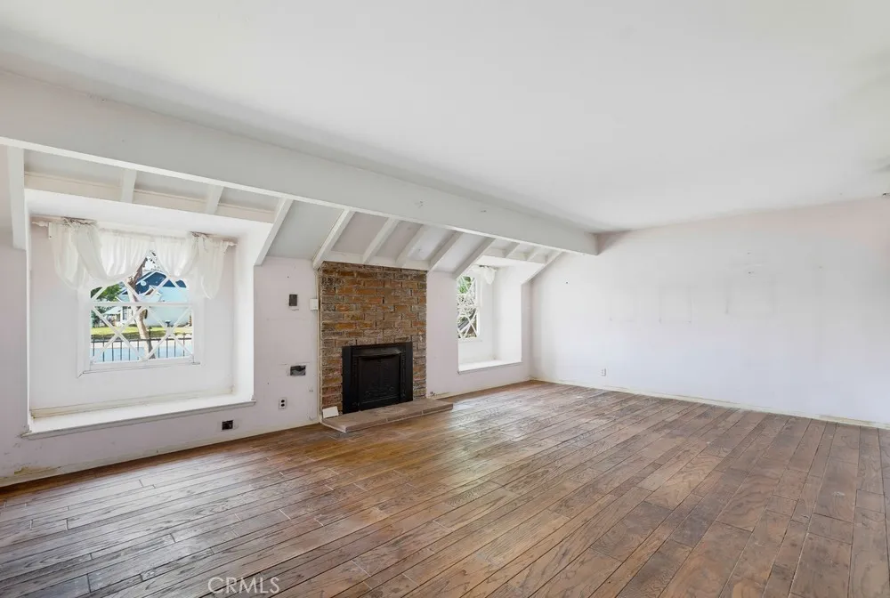 2681 Channing Way Los Alamitos, CA 90720