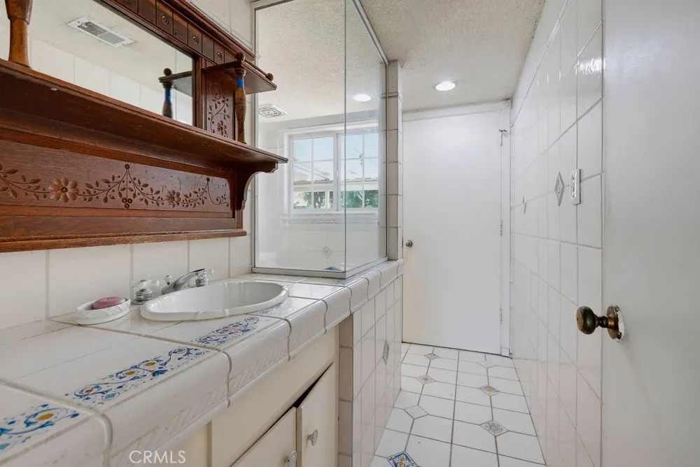 2681 Channing Way Los Alamitos, CA 90720