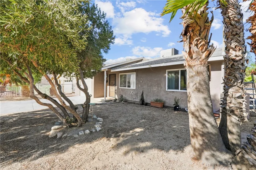 14725 Manzanillo Cabazon, CA 92230