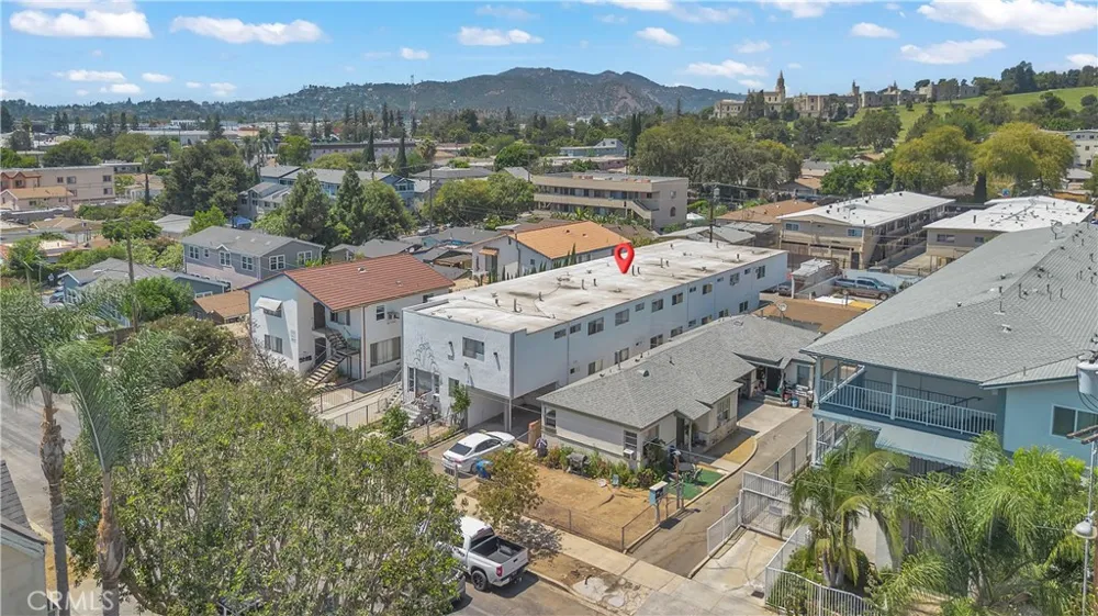 3315 Andrita Los Angeles, CA 90065