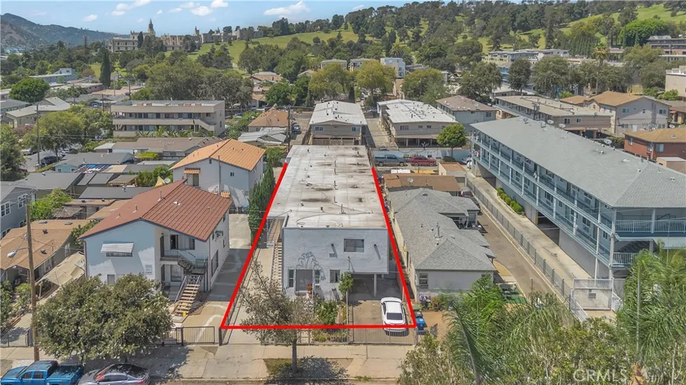 3315 Andrita Los Angeles, CA 90065