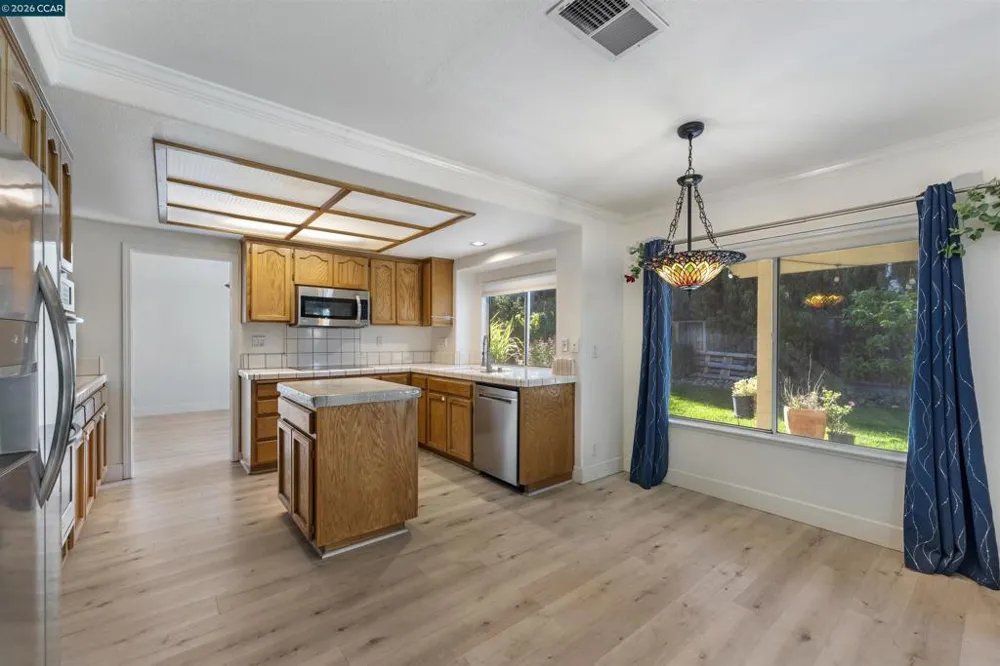 1418 Blue Jay Ct Tracy, CA 95376