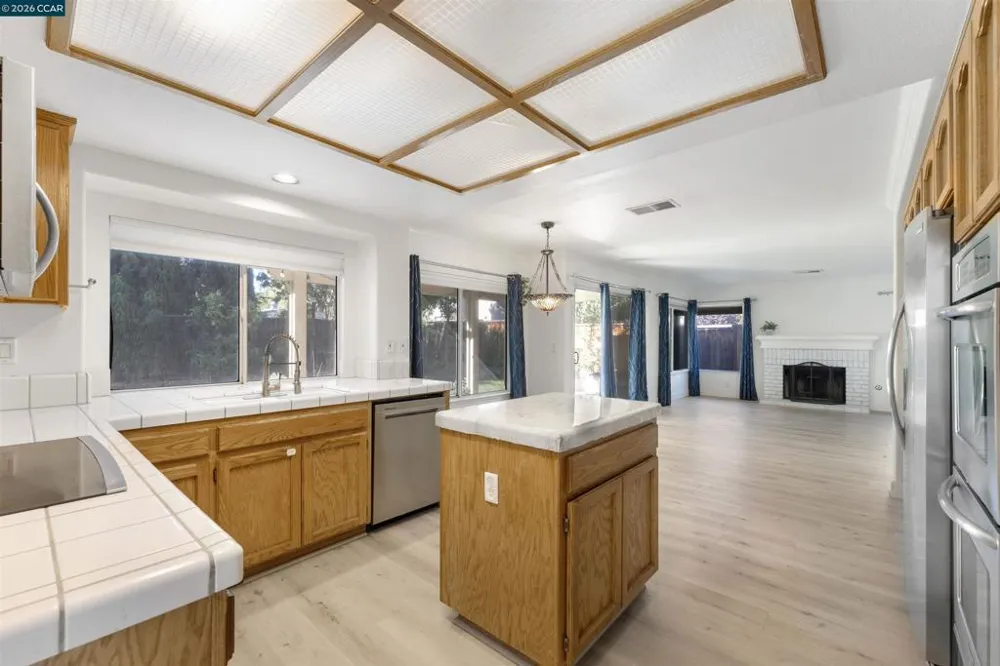 1418 Blue Jay Ct Tracy, CA 95376