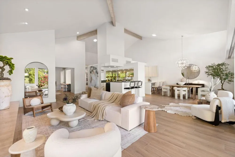 47 Kavenish Drive Rancho Mirage, CA 92270