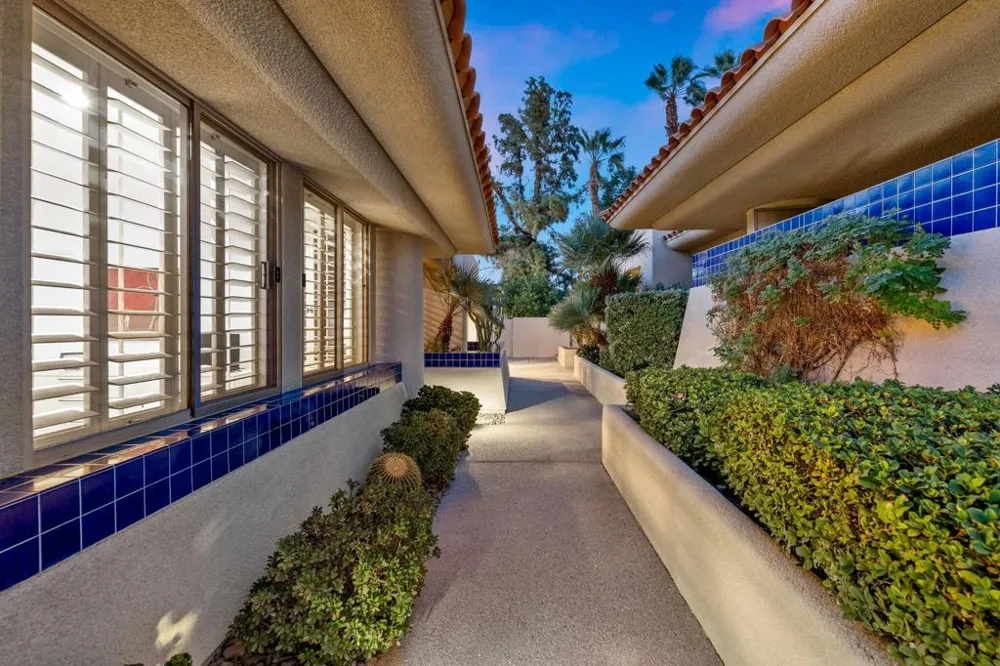 47 Kavenish Drive Rancho Mirage, CA 92270