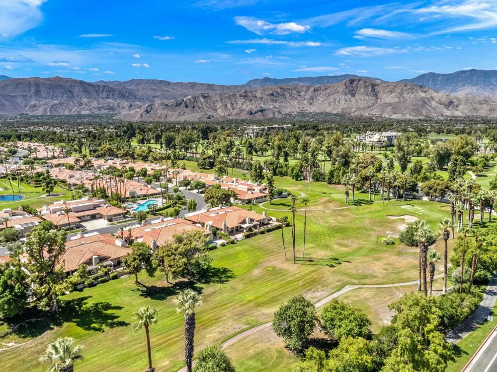 47 Kavenish Drive Rancho Mirage, CA 92270