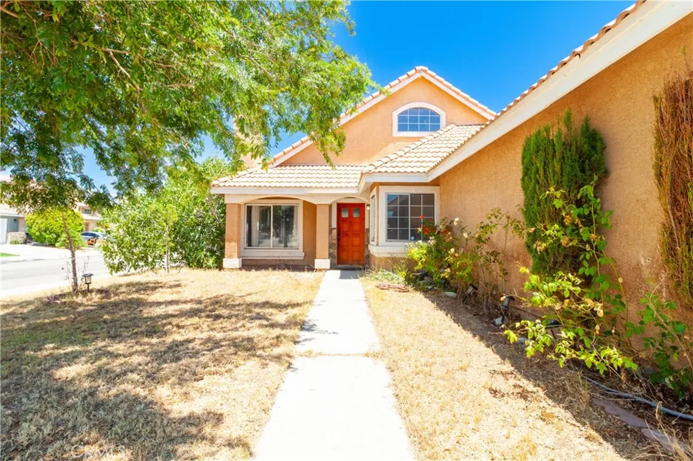 36848 Hillcrest Palmdale, CA 93552