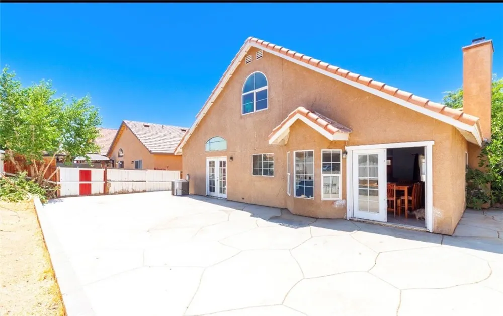 36848 Hillcrest Palmdale, CA 93552