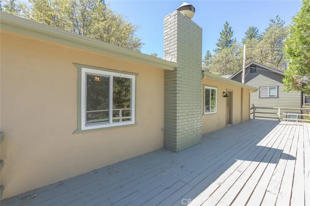 27508 School Lake Arrowhead, CA 92352